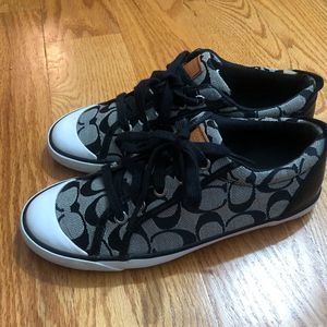 Coach Womens Tennis Shoes Garret Gray Black Sneakers size 7 Monogrammed low tops